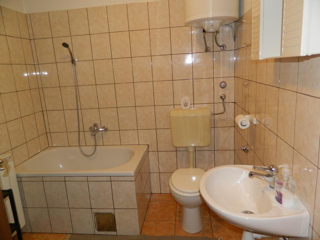 Vacation Home Kuca Za Odmor Krasno Polje Room photo